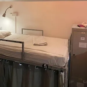 Campbell Hostal
